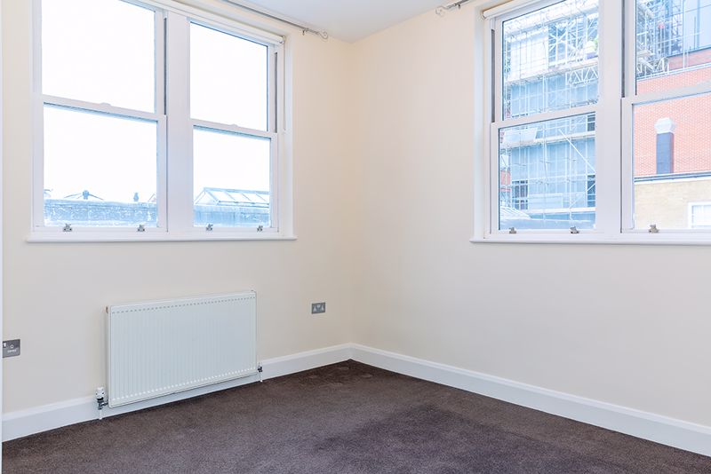Bedroom- click for photo gallery